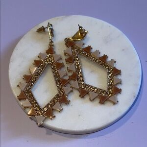 Elegant Gold and Cream Geometric Earrings